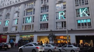 Sigue siendo la economía,…