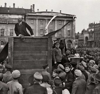 Comunismo. Cien años